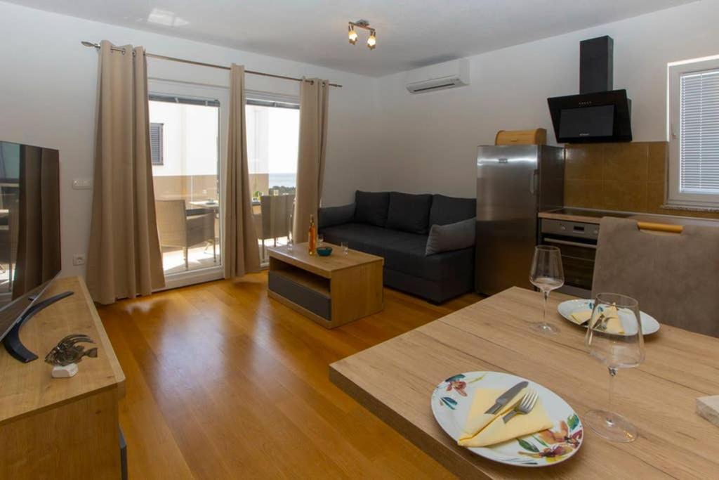 Apartments Vladimir #3 ماكارسكا المظهر الخارجي الصورة